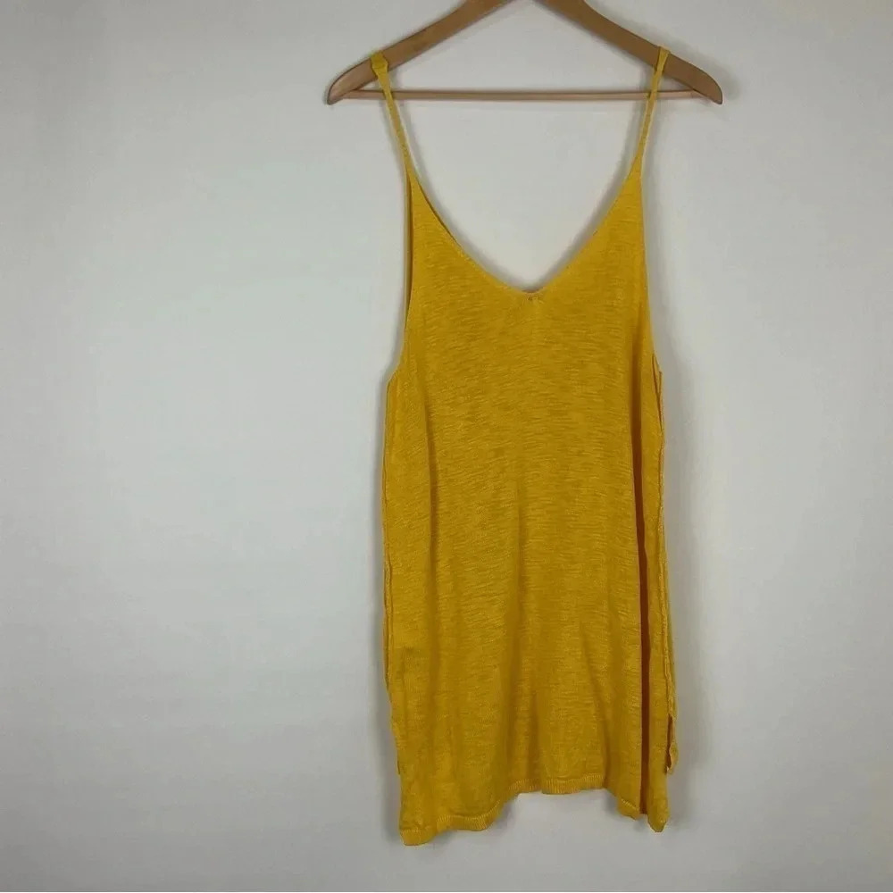 Free‎ People Cloud Nine Sweater Tank Top Size Medium - Picture 3 of 5